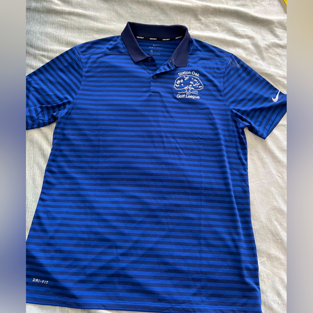 Dri- Fit Nike Men’s Golf Polo blue stripes
